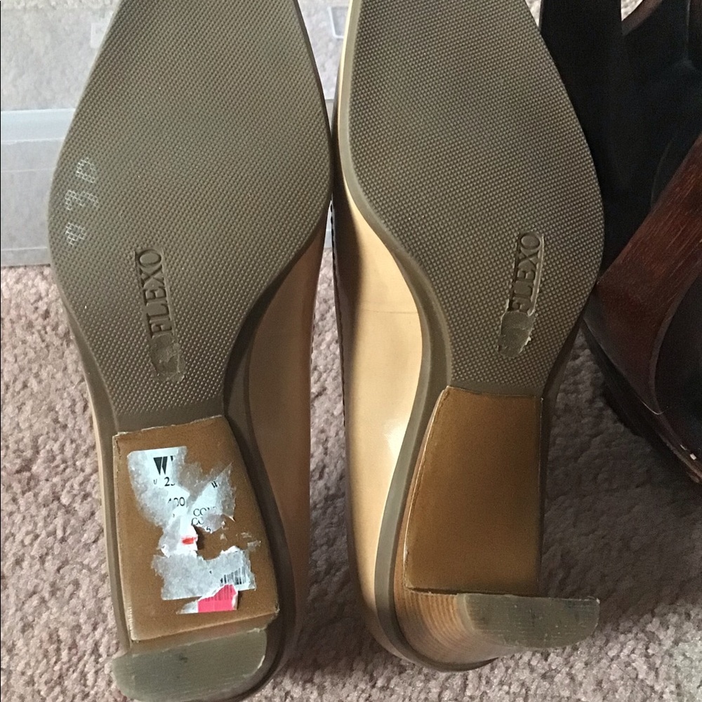 Shoes - Picture 2 of 3